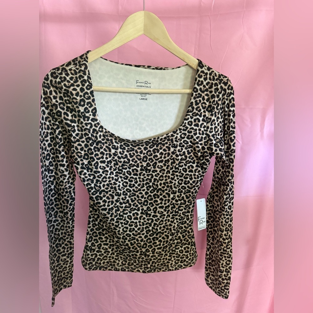 Leopard Print Long Sleeve Top